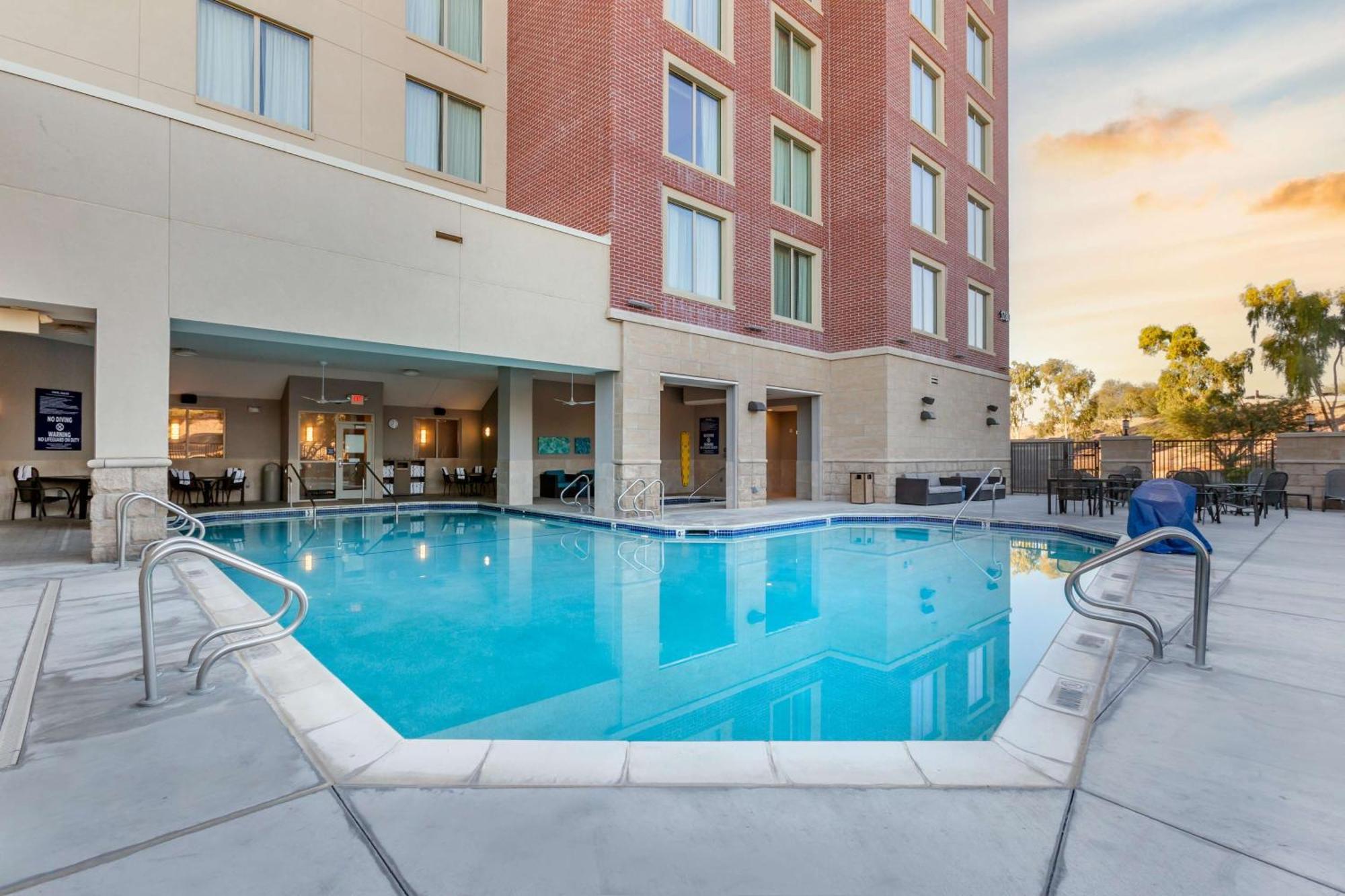 Drury Plaza Hotel Phoenix Tempe Exteriör bild