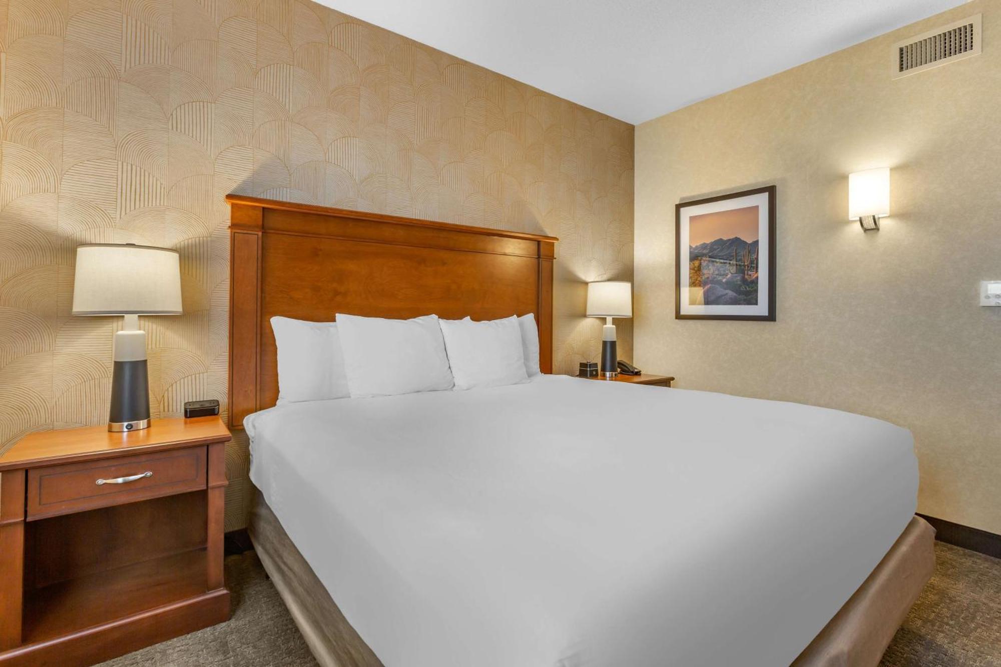 Drury Plaza Hotel Phoenix Tempe Exteriör bild